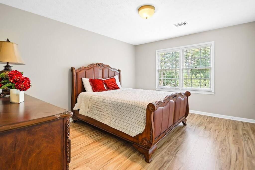 Lovely 5Bed, 3-Fullbath ! 5Min To Free Way I-85 Lawrenceville Exteriör bild