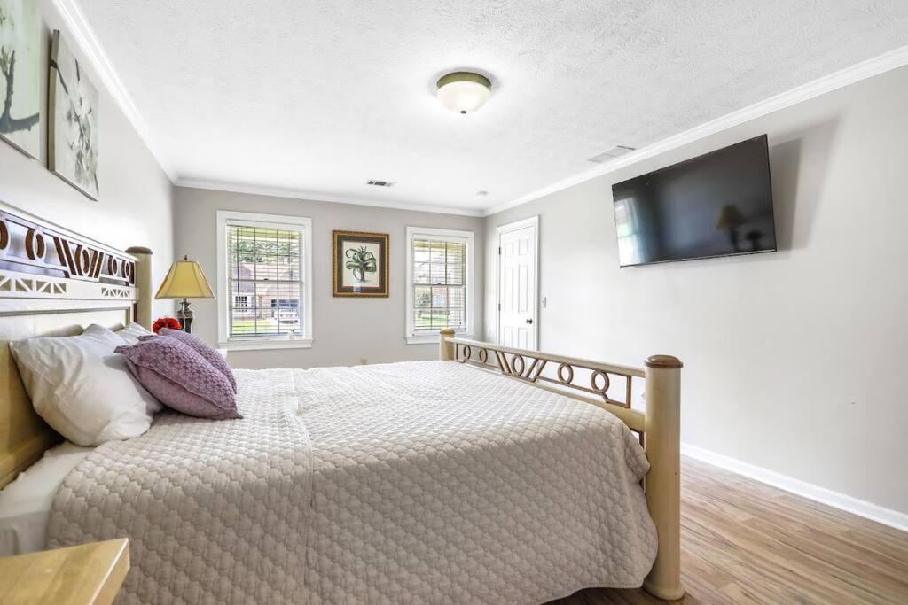 Lovely 5Bed, 3-Fullbath ! 5Min To Free Way I-85 Lawrenceville Exteriör bild