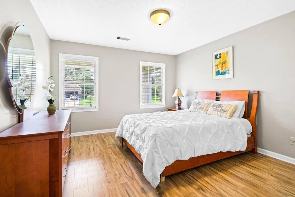 Lovely 5Bed, 3-Fullbath ! 5Min To Free Way I-85 Lawrenceville Exteriör bild