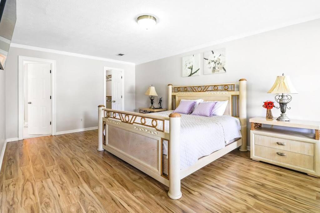 Lovely 5Bed, 3-Fullbath ! 5Min To Free Way I-85 Lawrenceville Exteriör bild